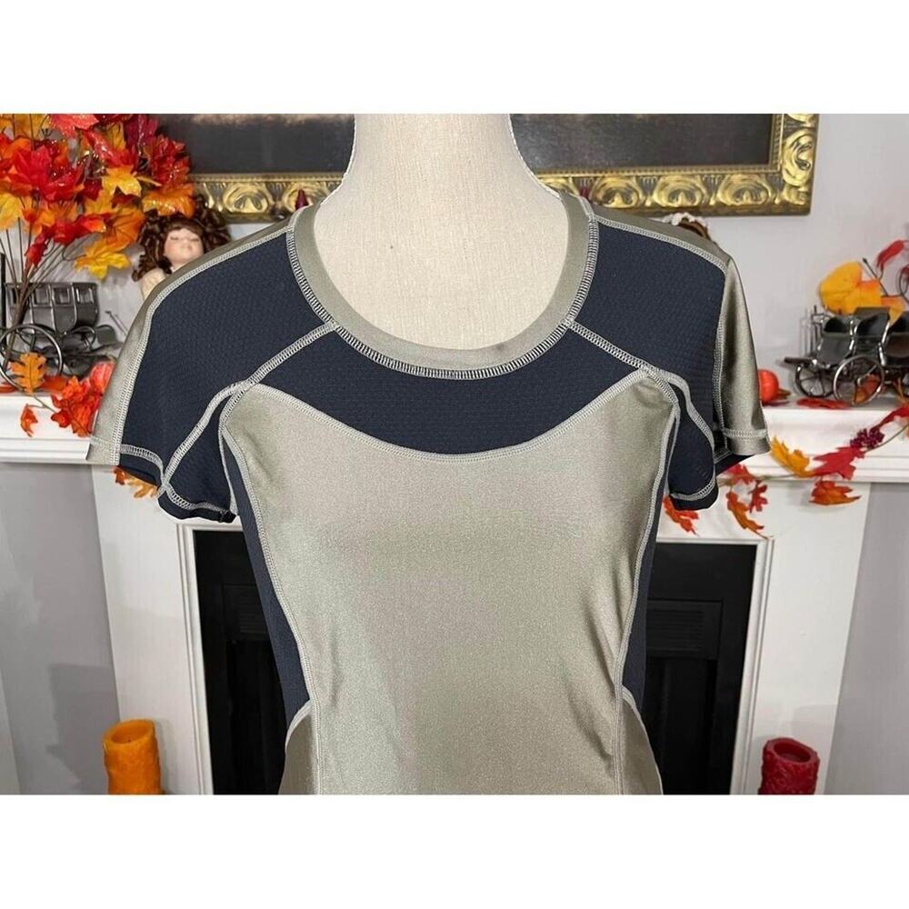 Fila Sport Women’s Nylon/polyester Shirt Top Size Medium